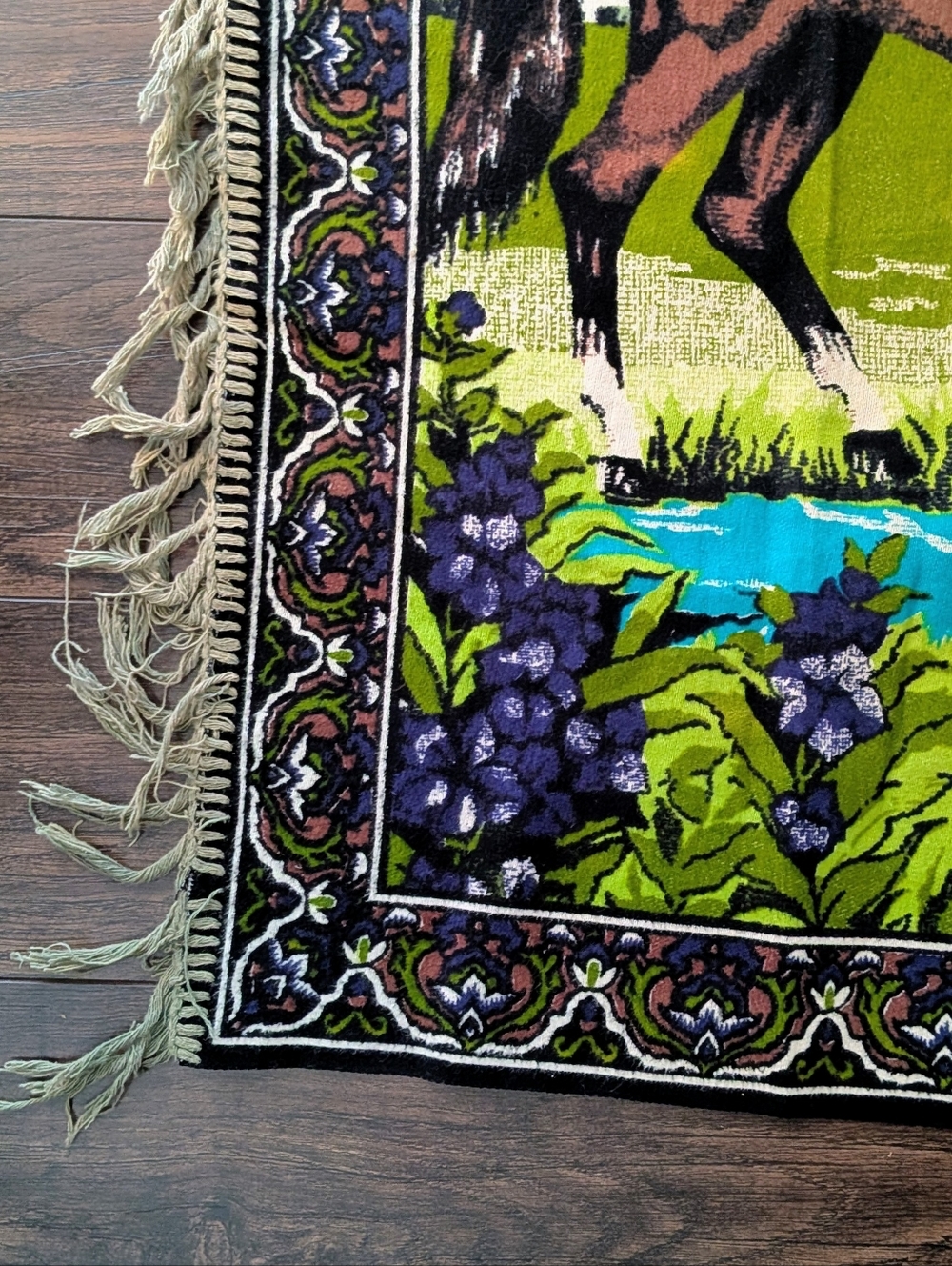 EUC Large 70s 54"x35" Vintage Turkish Herd of Horses Tapestry with Fringed Ends - Picture 6 of 7